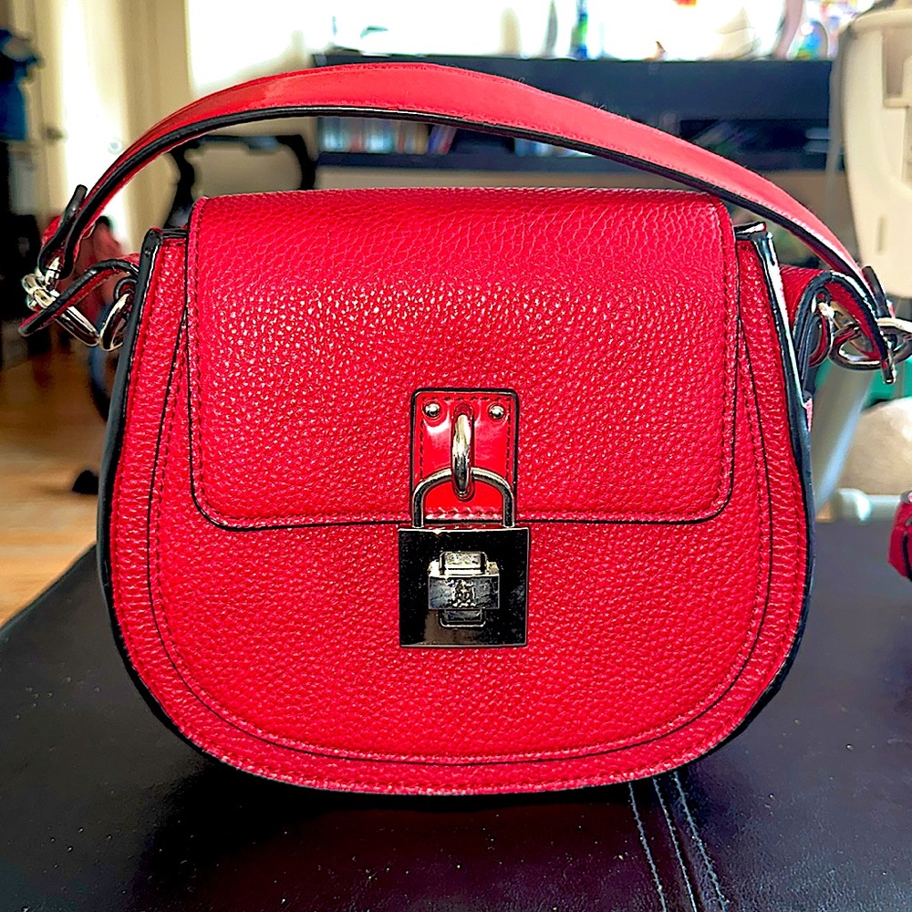 AUTHENTIC NWOT Steve Madden Adjustable CrossBody & Handbag 🔥